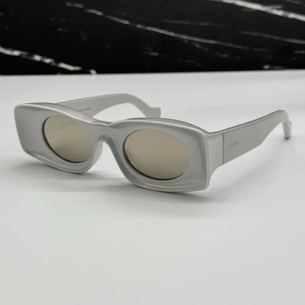 NEW LOEWE SILVER UNISEX SUNGLASSES LOEWE LW40033I 24C